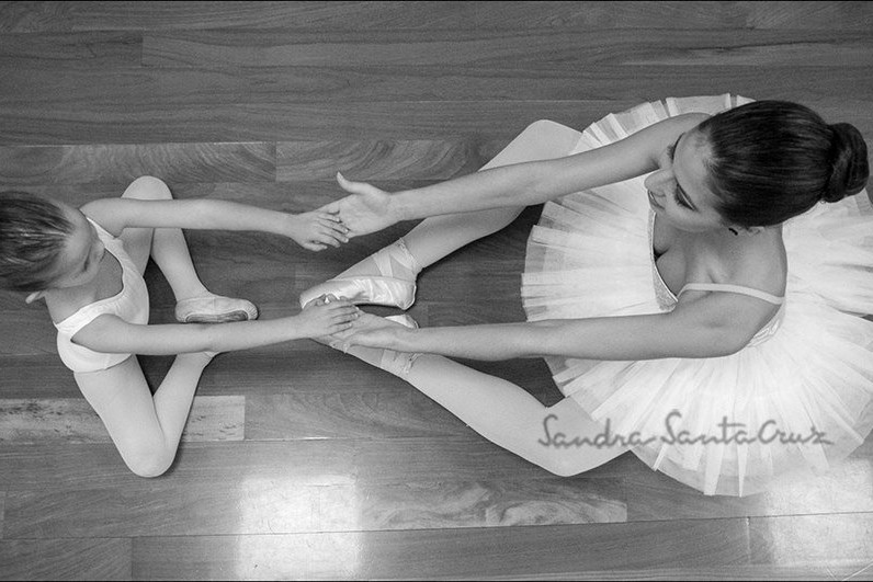 El Centro de Danza Sandra Santa Cruz permanecerá cerrado y continuará con sus clases on line hasta que sea seguro el regreso a clase.