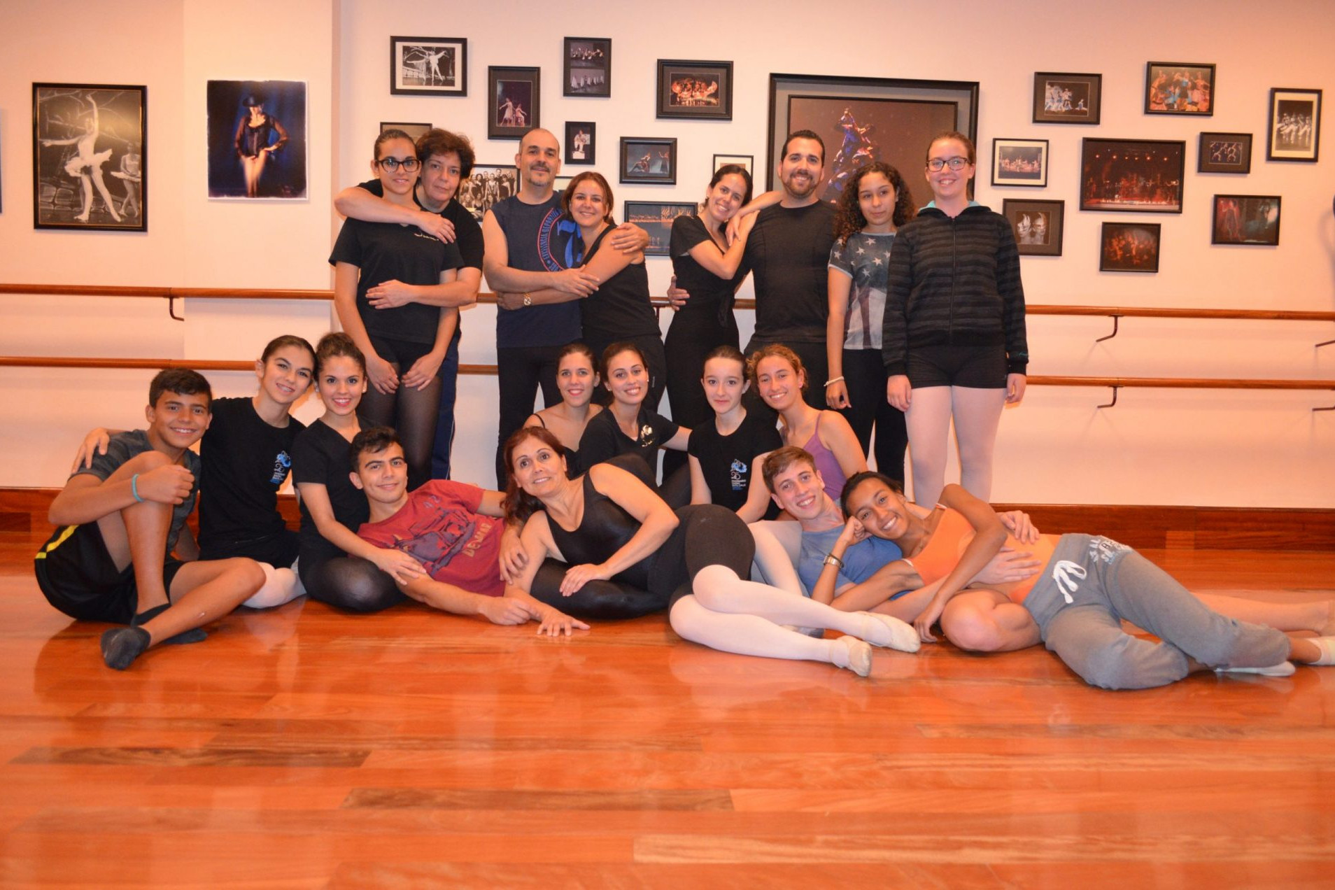 Centro de Danza Sandra Santa Cruz ensayos 
